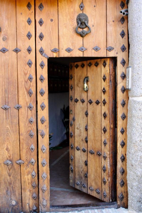 Atico Duplex En Centro Historico Toledo Apartment Exterior photo